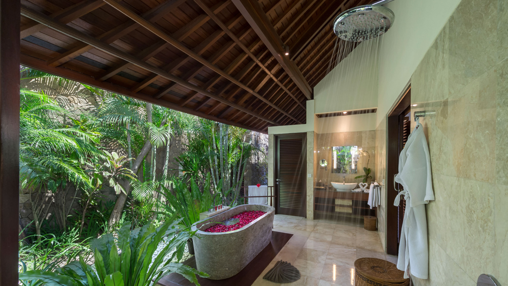 Villa Asta - Ensuite bathroom